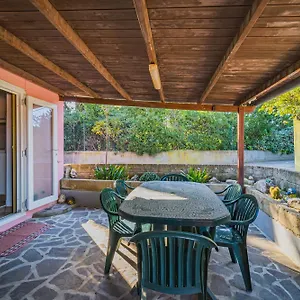 Casa Alex A Schiopparello Italia