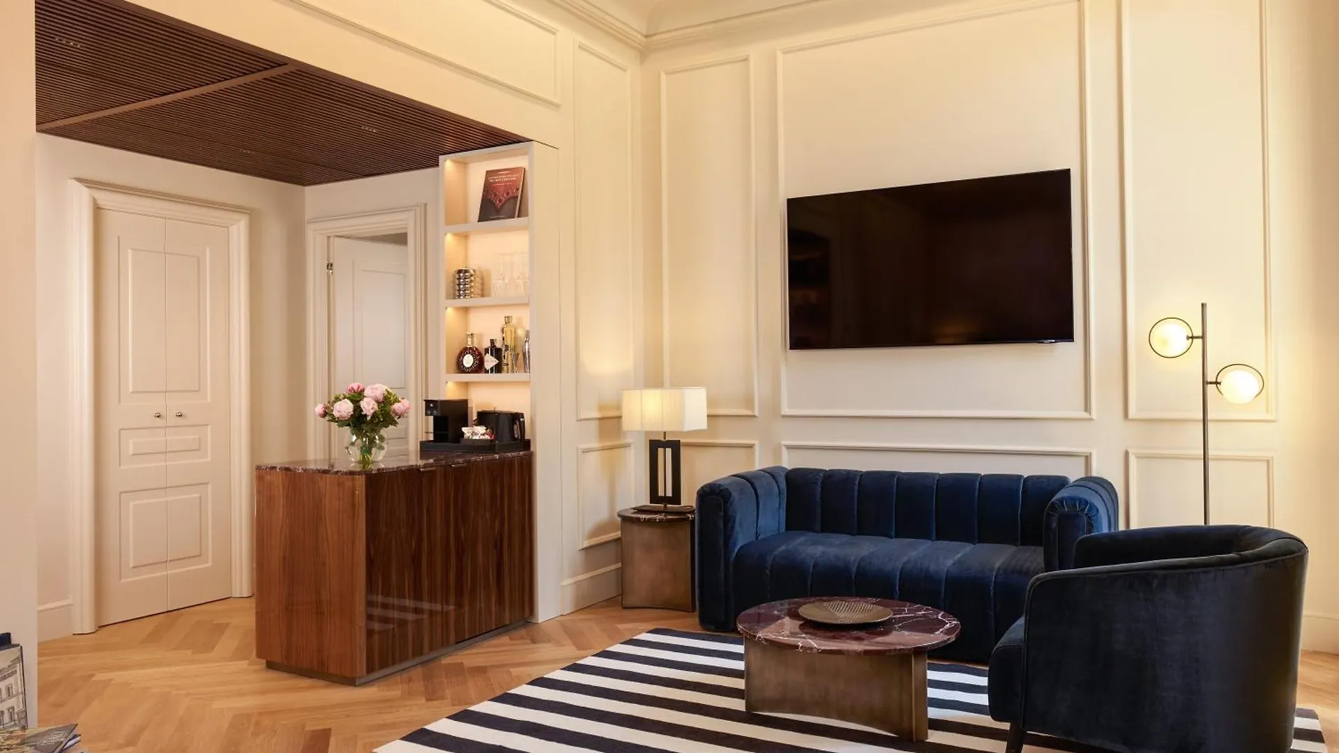 *****  The First Arte - Preferred Hotels & Resorts Roma Italia